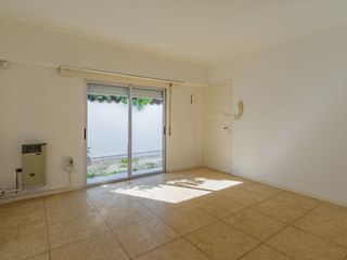Foto 11 de Venta PH 2 Ambientes patio parrilla Zona Chauvin
