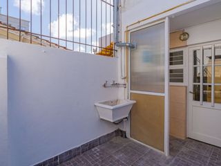 Foto 8 de Venta PH 2 Ambientes patio parrilla Zona Chauvin