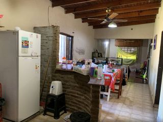 Foto 5 de CASA en VENTA, 2 DORMITORIOS, PATIO y PARRILLA
