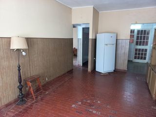 Foto 8 de Casa en venta 2 dormitorios Tolosa cochera parque