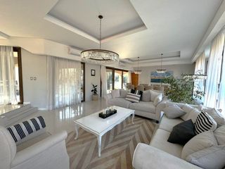 Foto 6 de Venta casa de 7 amb en Fincas el Lago Escobar