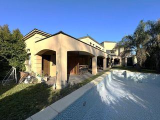 Foto 51 de Venta casa de 7 amb en Fincas el Lago Escobar