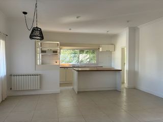 Foto 9 de Casa de una planta en lote interna, Canton Puerto