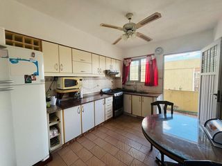 Foto 1 de Venta dpto 4 ambientes Ramos Mejía c/cochera