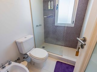 Foto 29 de VENTA CASA 6 AMB AL LAGO PISCINA MUELLE EL CANTON