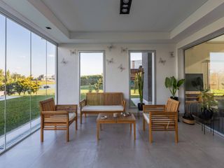 Foto 44 de VENTA CASA 6 AMB AL LAGO PISCINA MUELLE EL CANTON