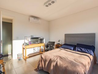 Foto 34 de VENTA CASA 6 AMB AL LAGO PISCINA MUELLE EL CANTON