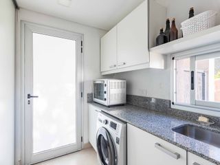Foto 15 de VENTA CASA 6 AMB AL LAGO PISCINA MUELLE EL CANTON