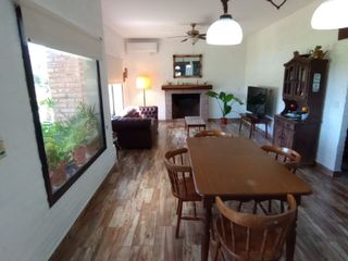 Foto 8 de VENTA CASA 5 AMB A LAGUNA SAN FRANCISCO VILLANUEVA