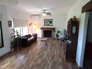Foto 7 de VENTA CASA 5 AMB A LAGUNA SAN FRANCISCO VILLANUEVA