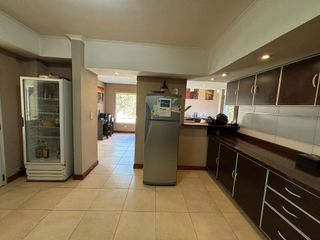 Foto 11 de VENTA CASA SAN LUCAS 6 AMB CON PILETA APTA CREDITO