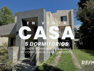 Foto 1 de CASA EN VENTA 5 DORMITORIOS Y QUINCHO