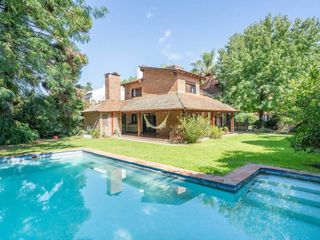 Foto 1 de Casa en venta Maschwitz Country Club doble lote