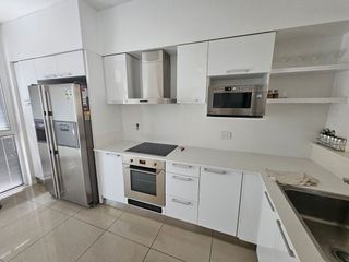 Foto 10 de VENTA CASA AMOBLADA  CARLOS PAZ CON BAJADA AL LAGO