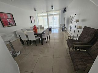 Foto 5 de VENTA CASA AMOBLADA  CARLOS PAZ CON BAJADA AL LAGO