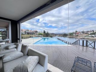 Foto 37 de VENTA CASA AMOBLADA  CARLOS PAZ CON BAJADA AL LAGO