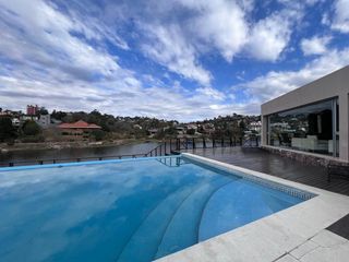 Foto 35 de VENTA CASA AMOBLADA  CARLOS PAZ CON BAJADA AL LAGO