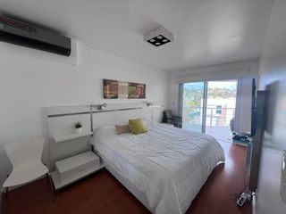 Foto 15 de VENTA CASA AMOBLADA  CARLOS PAZ CON BAJADA AL LAGO
