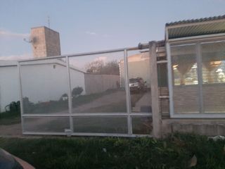 Foto 9 de ALQUILER DE 2 GALPONES CON OFICINAS