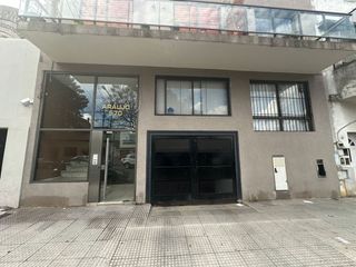 Foto 1 de VENTA COCHERA FIJA CUBIERTA VILLA LURO