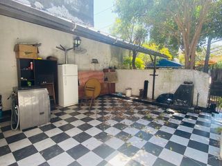 Foto 41 de CASA DE 4 AMBIENTES CON INGRESO POR DOS CALLES