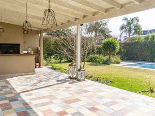 Foto 4 de Venta espectacular casa 4 amb. La Barra Village!