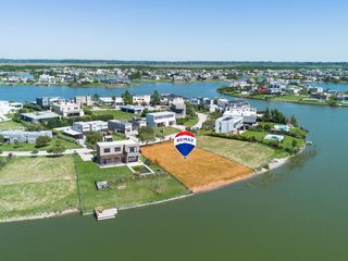 Foto 1 de LOTE en VENTA a LAGUNA área 5 San Sebastián Pilar