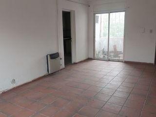 Foto 5 de VENTA DPTO. BARRIO AUTONOMIA, FTE. POLICIA, 4 DORM