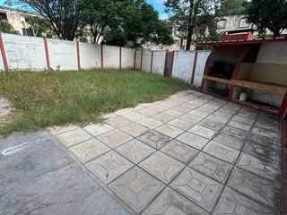 Foto 1 de VENTA DPTO. 3 DORM. P.B, PATIO Y ASADOR