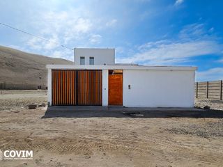 Foto 1 de Casa en Venta en Camaná - Playa Mar y Sol Las Cuevas