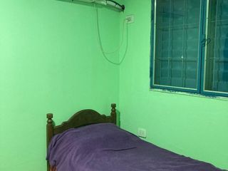 Foto 6 de SE VENDE CASA 2 DORM, COCHERA Y PATIO EN SANTA FE