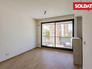 Foto 6 de Departamento 2 ambientes en venta al contrafrente con cochera - Villa Urquiza