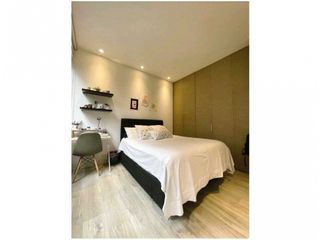 Foto 9 de Acogedor Ap Poblado Balsos 182m2 💰1700 Mill