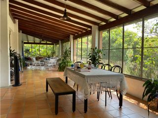 Foto 2 de CASA CAMPESTRE RODEADA DE VERDE