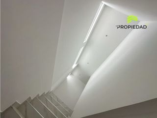 Foto 16 de Casa en Venta al Sur de Manta 5 Dormitorios desde 176K Urb privada