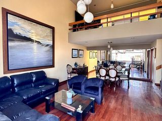 Foto 1 de DEPARTAMENTO DUPLEX  EN AV. VELASCO ASTETE 265