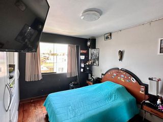 Foto 12 de DEPARTAMENTO DUPLEX  EN AV. VELASCO ASTETE 265