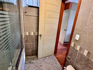 Foto 11 de DEPARTAMENTO DUPLEX  EN AV. VELASCO ASTETE 265
