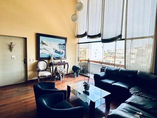 Foto 2 de DEPARTAMENTO DUPLEX  EN AV. VELASCO ASTETE 265