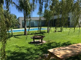 Foto 10 de Casa Ideal en Comarcas de Lujan Barrio San Roque