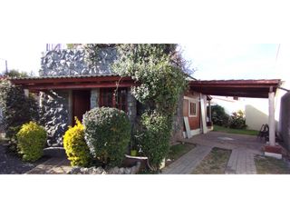 Foto 2 de Casa de 2 Dormitorios - B° Stoecklin – La Calera