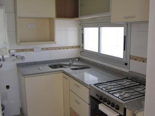 Foto 4 de Excelente departamento de 2 ambientes al contrafrente. L. de Zamora Oeste.