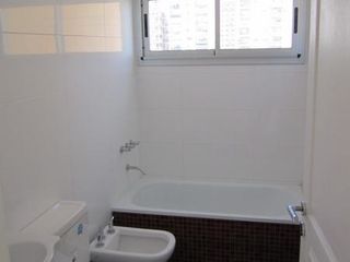Foto 5 de Excelente departamento de 2 ambientes al contrafrente. L. de Zamora Oeste.