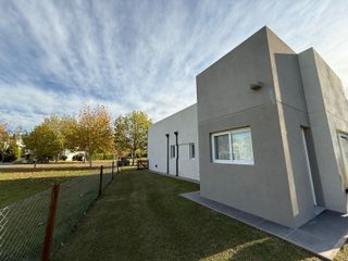 Foto 29 de Casa cuatro ambientes a la Venta en Haras del Sur II Coronel Brandsen