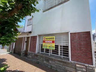 Foto 1 de Casa PH Frente Venta Ramos Mejia