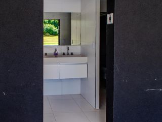 Foto 19 de VENTA HERMOSA CASA ESTILO MINIMALISTA EN BRADSEN