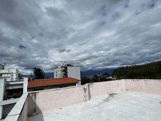 Foto 12 de VENTA Departamento de 2 dormitorios en Urb. Lomas de Monteserrin