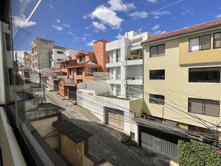 Foto 3 de VENTA Departamento de 2 dormitorios en Urb. Lomas de Monteserrin