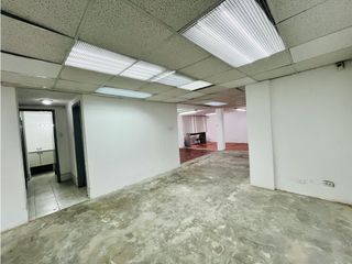 Foto 8 de La Concepción, Oficina en Renta, 160m2, 5 Ambientes