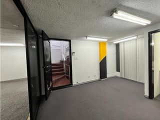 Foto 5 de La Concepción, Oficina en Renta, 140m2, 4 Ambientes